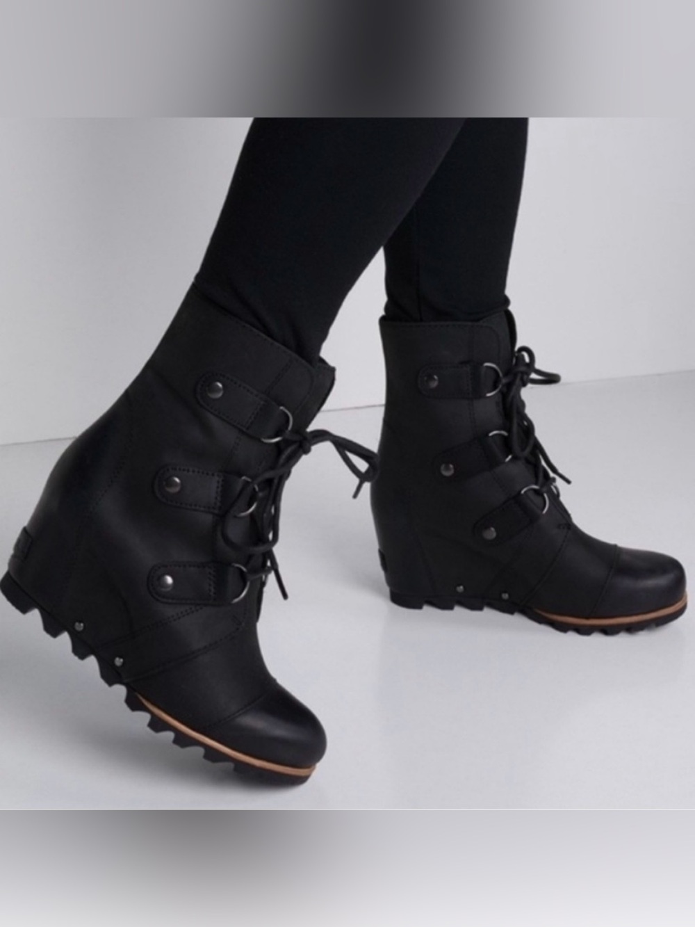 Sorel Joan of Arctic Wedge Black Leather Shearling Winter Snow Boots Women's 8.5
